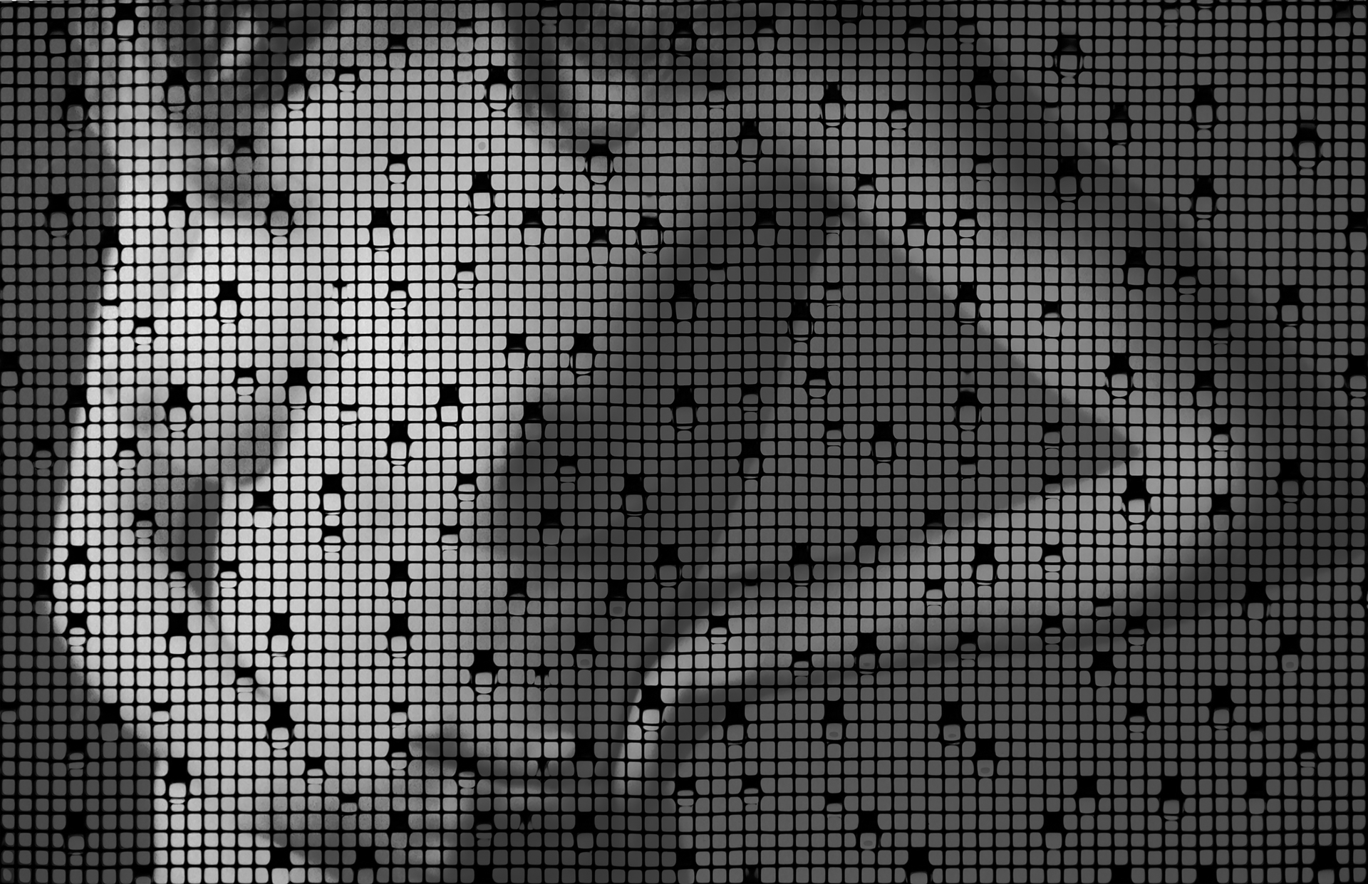 Dewy-Screen-and-Nude