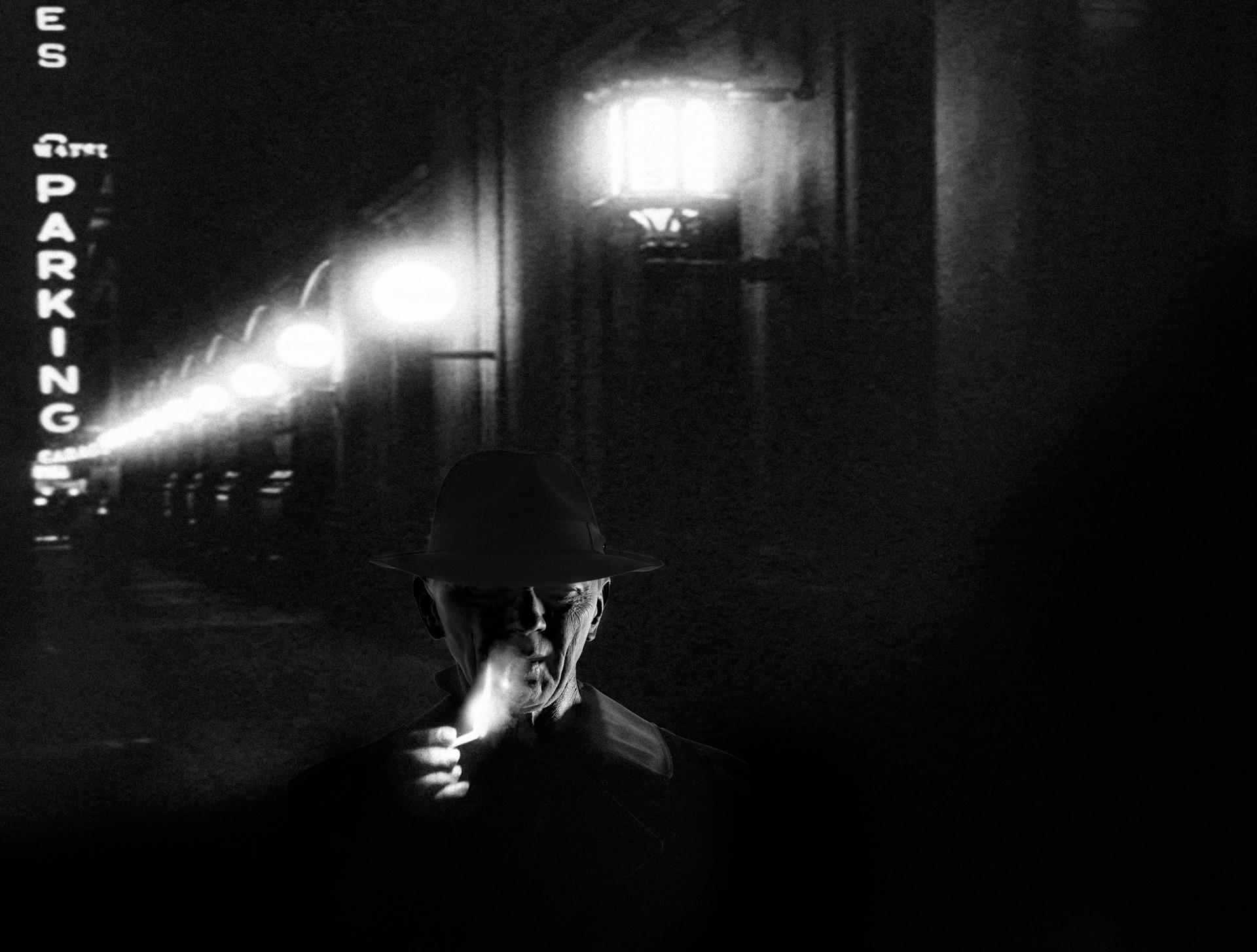 Robbery-on-Street-with-Close-Up-Shadow-Man-lift-face-smoke