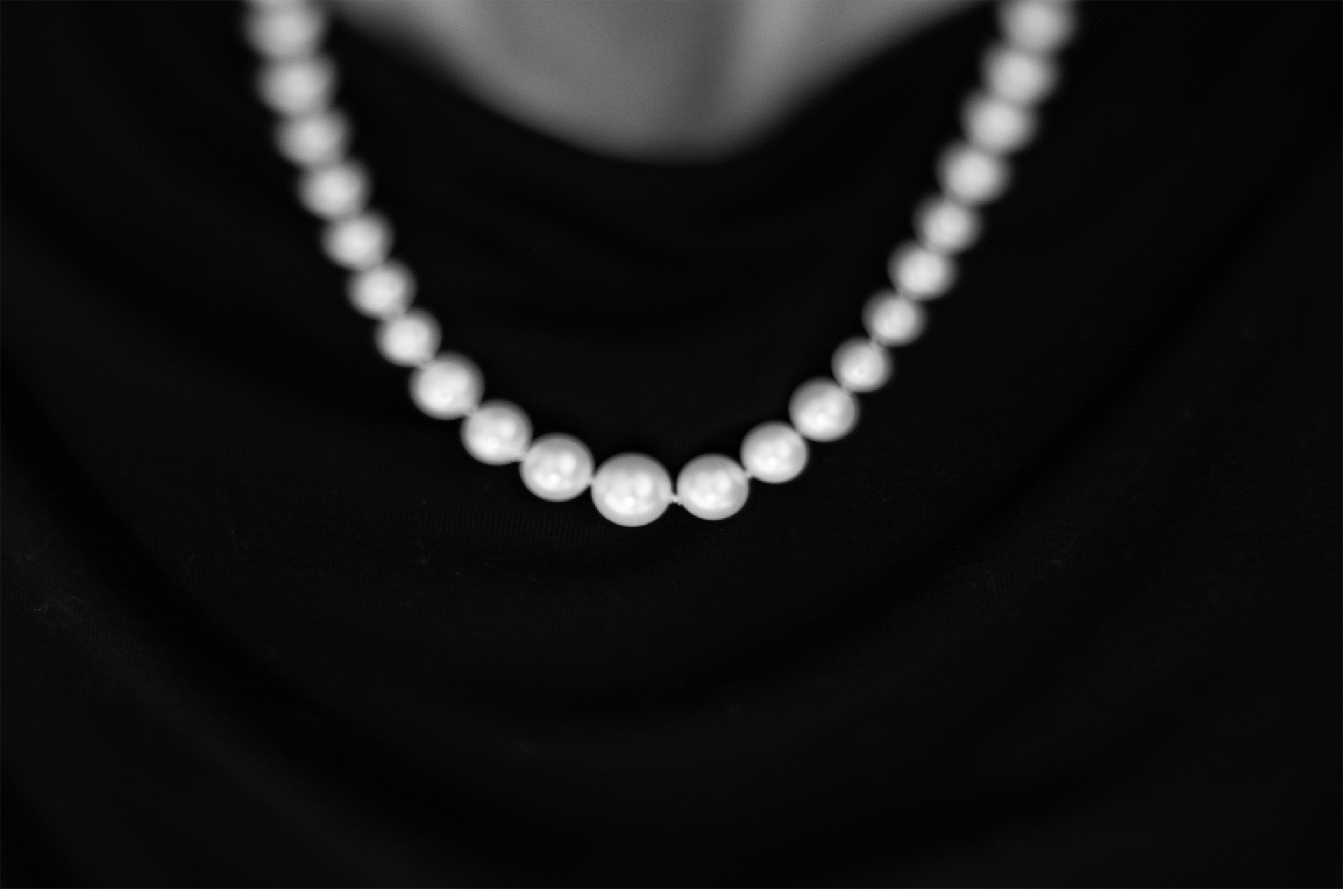 Strand-of-pearls